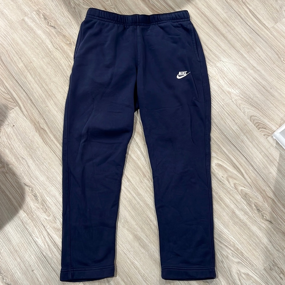 Nike Mens tapered leg sweatpants - navy blue, size Medium